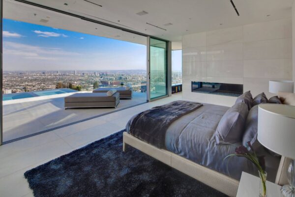 Riviera Pools & Spas