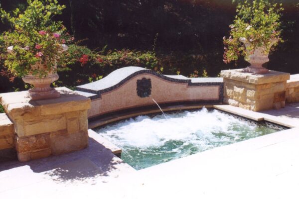 Riviera Pools & Spas Water Feature