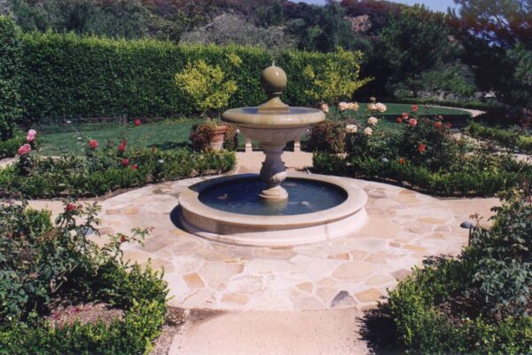 Riviera Pools & Spas Water Feature