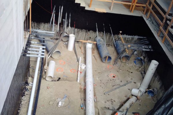 award-winning-pool-contractor-2_riviera-pools-and-spas_premium-pool-builder-in-los-angeles-and-southern-california