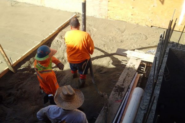 best-inground-custom-pool-and-spa-builder-2_riviera-pools-and-spas_premium-pool-builder-in-los-angeles-and-southern-california