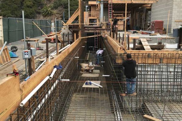 best-pool-and-spa-construction-1_riviera-pools-and-spas_premium-pool-builder-in-los-angeles-and-southern-california