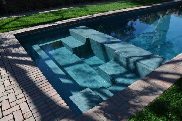 connected-pool-and-spa-for-private-residence_riviera-pools-and-spas_premium-pool-builder-in-los-angeles-and-southern-california