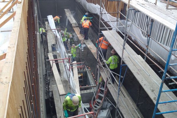 highest-quality-custom-pool-construction-3_riviera-pools-and-spas_premium-pool-builder-in-los-angeles-and-southern-california