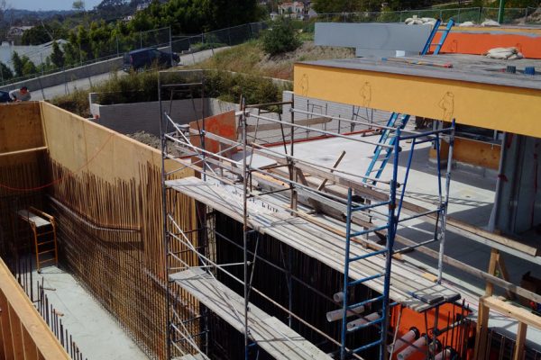professional-pool-design-and-engineering-1_riviera-pools-and-spas_premium-pool-builder-in-los-angeles-and-southern-california