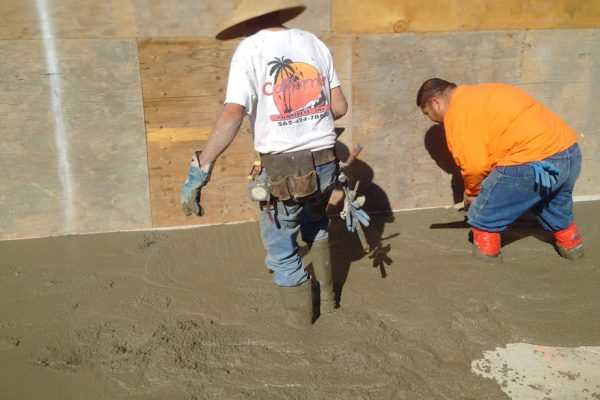 quality-pool-construction-2_riviera-pools-and-spas_premium-pool-builder-in-los-angeles-and-southern-california
