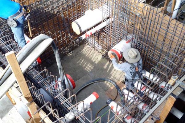 trustworthy-contractor-for-pools-and-spas-2_riviera-pools-and-spas_premium-pool-builder-in-los-angeles-and-southern-california